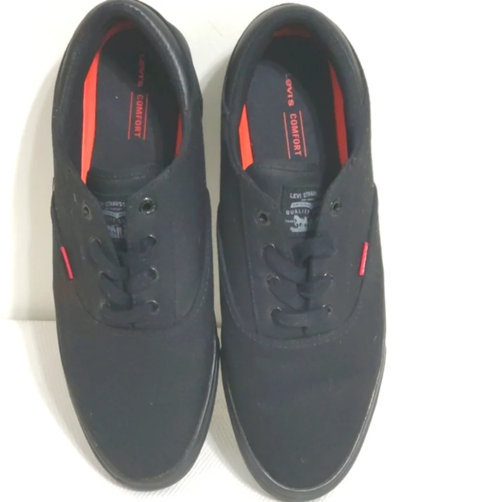 Levi's Black Canvas Sneakers Mens 13